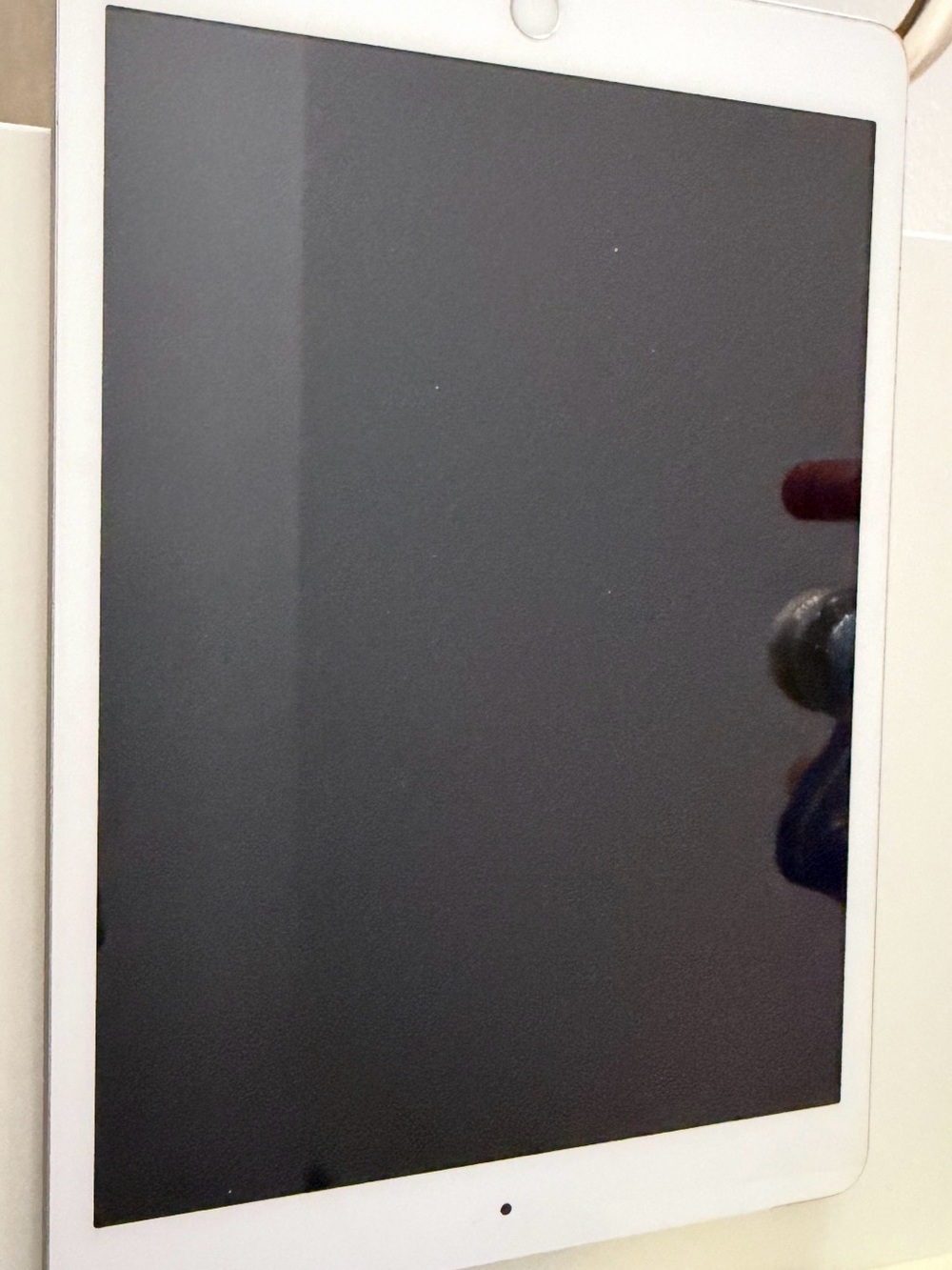 White Tablet - Unbranded 10" Touchscreen Tablet